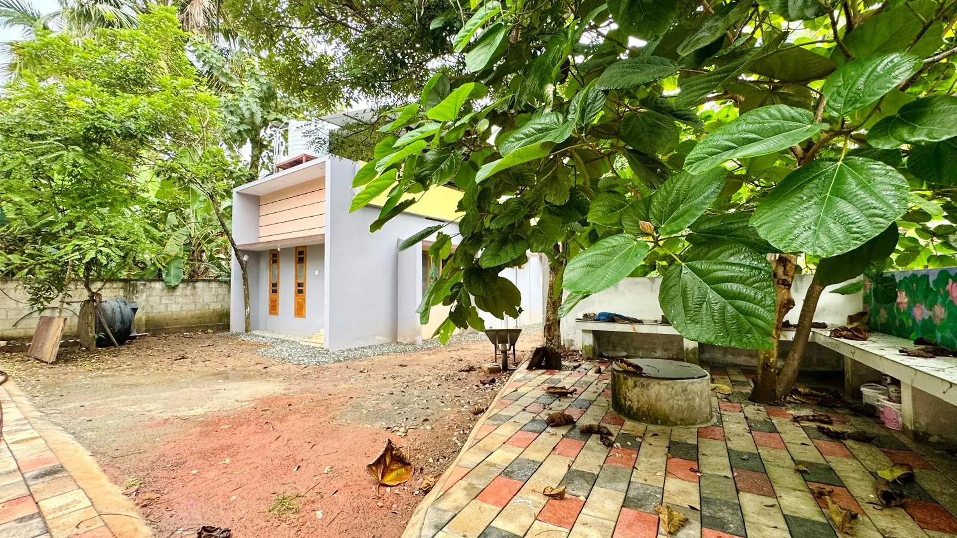 Tamaara Holidays Varkala 0*,  Indie