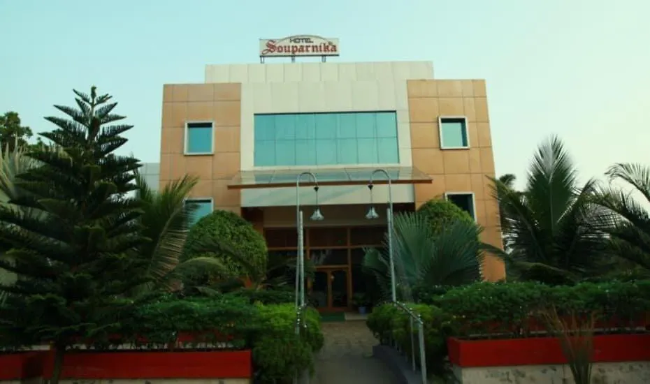 Hotel Souparnika Kollam